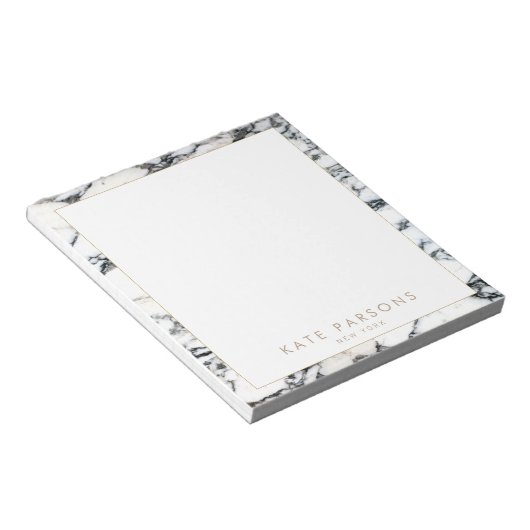 Stylish Chic Black and White Marble Name Notepad Notizblock (angewinkelt)