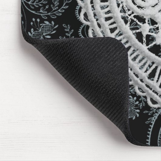 "Stylish Designs" Crochet Heart/Blk/Gray Mousepad (Ecke)
