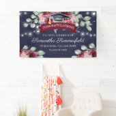 Stylish Floral Navy Class von 2022 Abschluss Banner (Insitu)