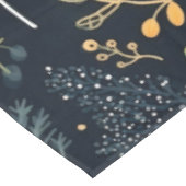 Stylish Green and Yellow Foliage Pattern  Tischdecke (Schrägansicht)