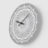 Stylish Modern Grey White Boho Bohemian Mandala Große Wanduhr (Winkel)