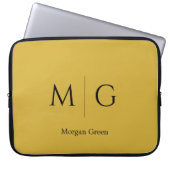 Stylish Monogram with Name Design M Gold Laptopschutzhülle (Vorderseite)