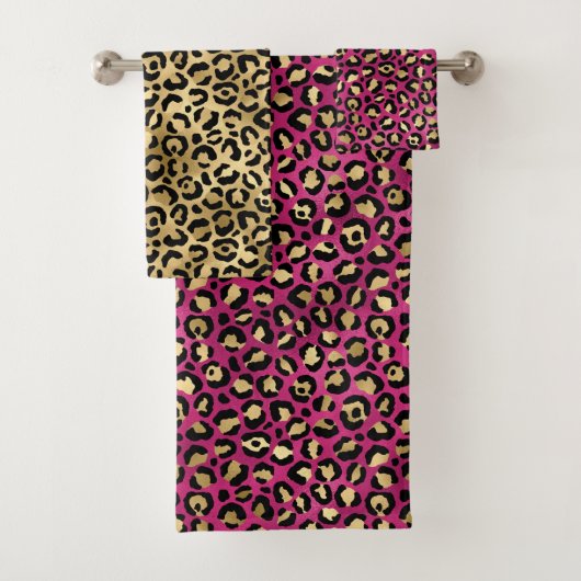 Stylish Pink and Gold Foil Leopard Spots Badhandtuch Set (Insitu)