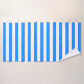 Stylish Striped White and Bright Blue Badehandtuch (Badehandtuch)