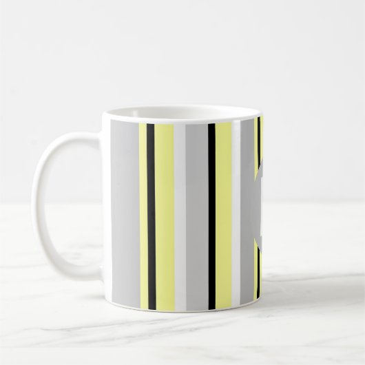Stylish Yellow and Grey Striped Monogram Kaffeetasse (Links)