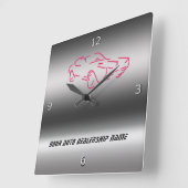 Stylisierte Red Classic Car im Metallic-Look Quadratische Wanduhr (Winkel)