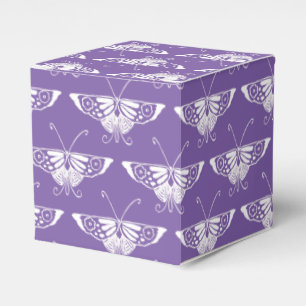 Stylisierter Deko-Schmetterling - staubige Lilie Geschenkschachtel