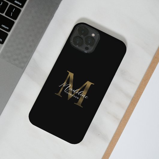 Stylist Script Metallic Black Gold Monogram Case-Mate iPhone Hülle