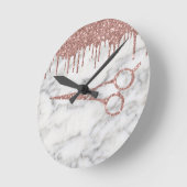 Stylistische Rose Gold Glitzer Scheren Marmor Runde Wanduhr (Winkel)