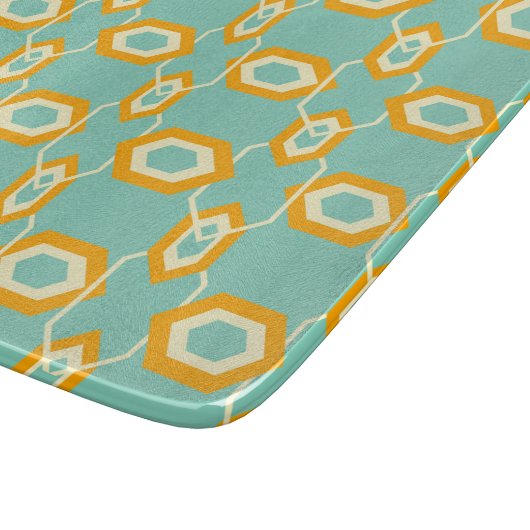 Stylized geometric pattern in bold orange hexagon schneidebrett (Ecke)