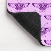Stylized Kunst-Dekoschmetterling - lila und Mousepad (Ecke)