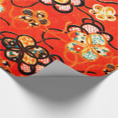 STYLIZIERTE BLUME, SCHWARZ-WEISSE RIBONS, HELL ROT GESCHENKPAPIER (Ecke)