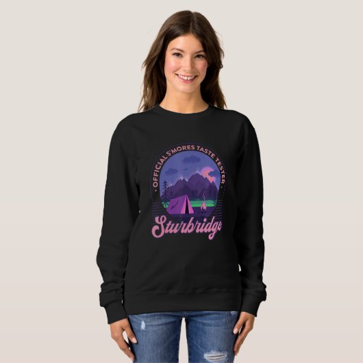 Su2019mores Taste Tester Sturbridge  Camping Humor Sweatshirt (Vorne ganz)
