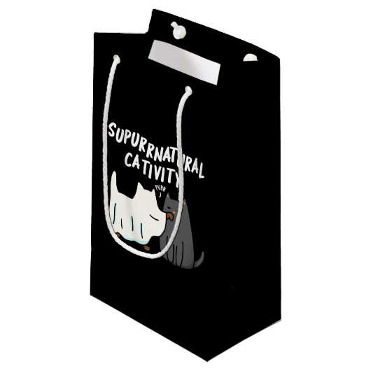 Su-purr-natürliche Kreativität Funny Cat Pun Dark Kleine Geschenktüte (Vorderseite Schrägansicht)