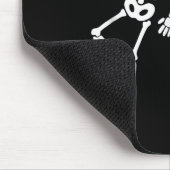 Subtile Anti Trump versteckte Botschaft tanzt Skel Mousepad (Ecke)