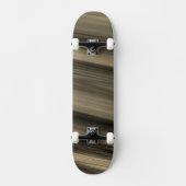 subtile braune Streifen Skateboard (Vorderseite)