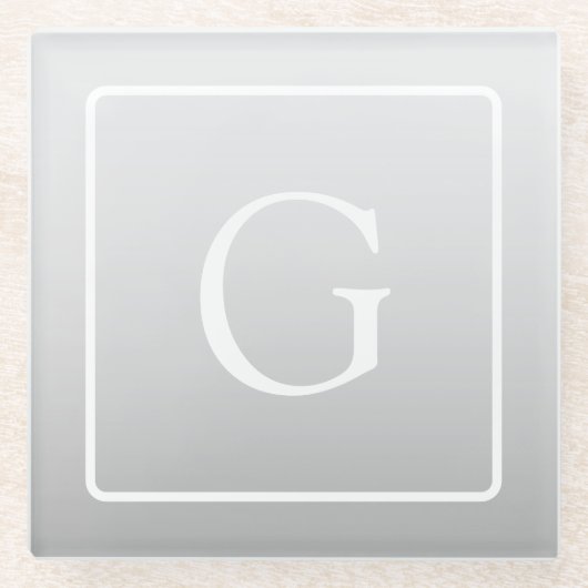 Subtile hellgraue Gradient Surname Monogram Glasuntersetzer (Vorderseite)