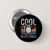 Subtiler kühler Widerstand Pinguin Zölle Protest A Button (Vorne & Hinten)