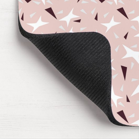 Subtle Geo Stars & Triangles – Pink Mousepad (Ecke)