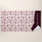 Subtle Geometry: Stars & Triangles – Pink Strandtuch (Vorderseite)