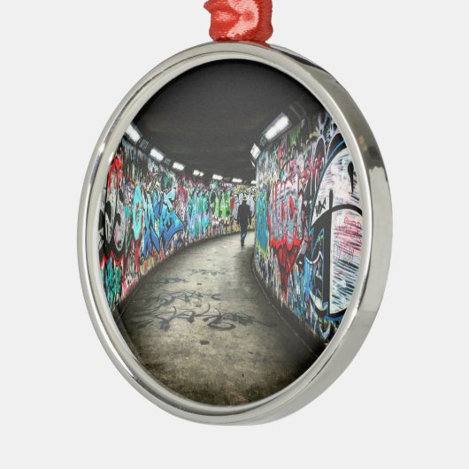 Subway Graffiti Ornament Aus Metall (Links)