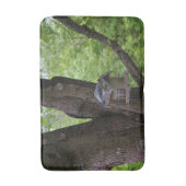 Suchen nach einem Biss, um zu essen Badematte (Vorderseite Vertikal)