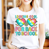 Suchen Sie Cool nach Back to School Tshirt