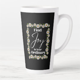 Suchen Sie Freude in Ihrem normalen Milchtasse