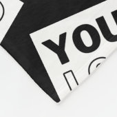 Suchen Sie nach Ihrem Logo oder nach einem beliebi Fleecedecke (Ecke)