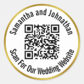 Suchen Sie nach unserem Hochzeitsseiten-QR-Code mi Runder Aufkleber (Vorderseite)