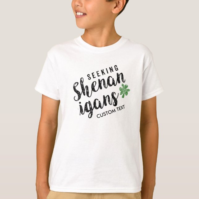 Suchenden Shenanigans-lustigen St Patrick Tag T-Shirt (Vorderseite)