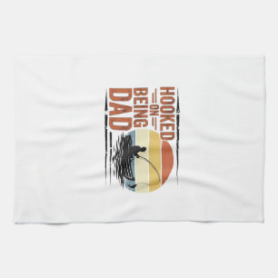Süchtig Nach Dem Dad Vintage Fishing Shirt Design_ Geschirrtuch