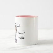 Süchtiges Häschen des Kaffees Zweifarbige Tasse (Mittel)