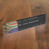 Südafrika-Flagge auf altem hölzernem Korn Namensplakette (Seite)