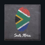 Südafrika Magnet<br><div class="desc">Schönes Souvenir oder Inspiration für die Urlaubsplanung: Magnet mit Fingerabdruck in den Farben der Südafrika. Auf der "Besten in Reisen 2018"-Liste von Lonely Planet auf Platz 10.</div>