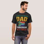 Südafrikanischer Vater wie ein regelmäßiger Vater T-Shirt (Vorne ganz)