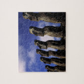 Südamerika, Chile, Osterinsel, Ahu Akiri. Puzzle (Vertikal)