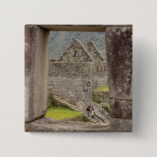 Südamerika, Peru, Machu Picchu. Zwei Touristen Button (Vorderseite)