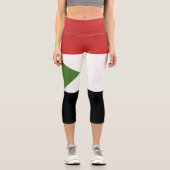 Sudan-Flagge Capri Leggings (Vorderseite)