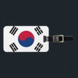 Südkorea-Flagge Gepäckanhänger<br><div class="desc">Die südkoreanische Flagge ist ein weißes Feld mit in der Mitte ein Emblem und vier Trigrams auf jeder Ecke der Flagge. Die verwendeten Farben in der Flagge sind blau, rot, weiß, Schwarzes. Der Anteil der südkoreanischen Flagge ist 3: 2. Die Flagge von Südkorea wurde im Jahre 1883 adoptiert. Der erste...</div>