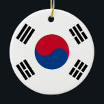 Südkoreanische Flagge Keramik Ornament<br><div class="desc">Dank für das Besuchen!  Ich hoffe,  dass Sie mögen,  was Sie sehen!  Fühlen Sie sich frei,  dieses besonders anzufertigen,  um Ihren Bedarf zu erfüllen.  Haben Sie einen wunderbaren Tag!</div>