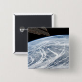 Südlich der Aleutianischen Inseln herrschen Wolken Button (Vorne & Hinten)