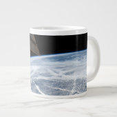 Südlich der Aleutianischen Inseln herrschen Wolken Jumbo-Tasse (Vorderseite Rechts)