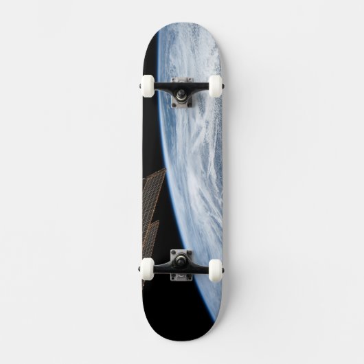 Südlich der Aleutianischen Inseln herrschen Wolken Skateboard (Vorderseite)