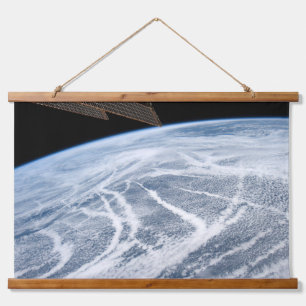 Südlich der Aleutianischen Inseln herrschen Wolken Wandteppich Mit Holzrahmen