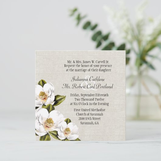 Südliche Belle Magnolias Custom Hochzeit Einladung (Stehend Vorderseite)