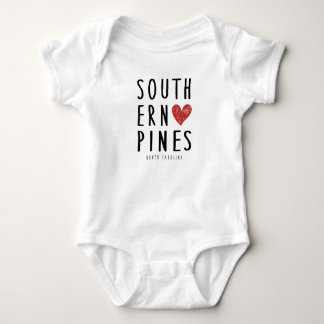 Südliche Pines North Carolina Baby Outfit Geschenk Strampler