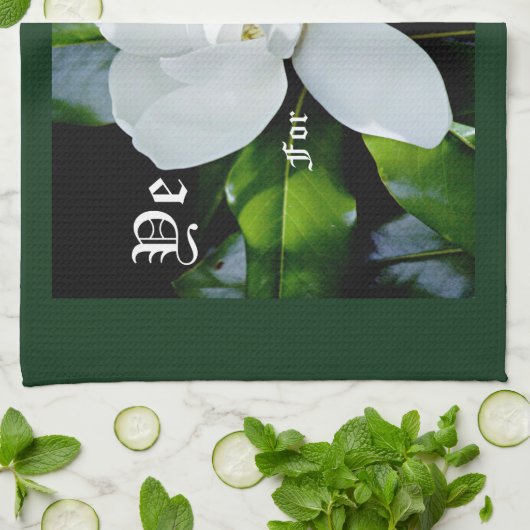 SüdMagnolien mit Leviticus 11:44 Geschirrtuch (Gefaltet)