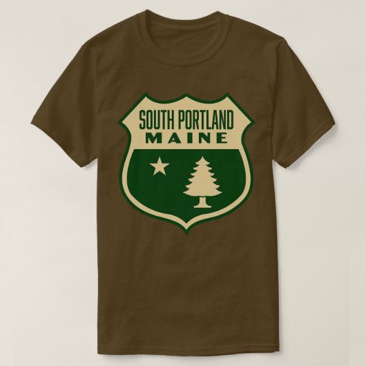 Südportland Maine Retro Pine Tree Shield Tan T-Shirt (Design vorne)