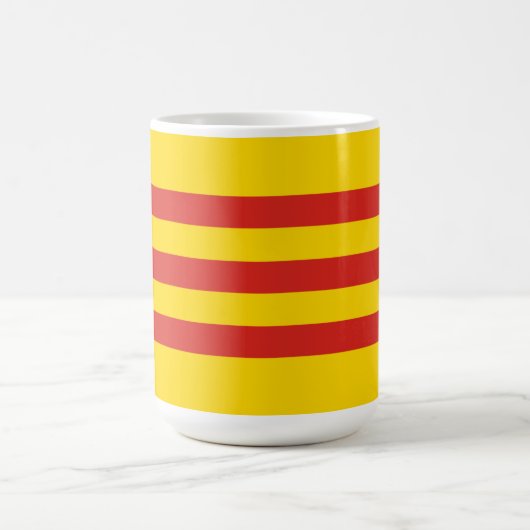 Südvietnamesische Flagge Kaffeetasse (Mittel)